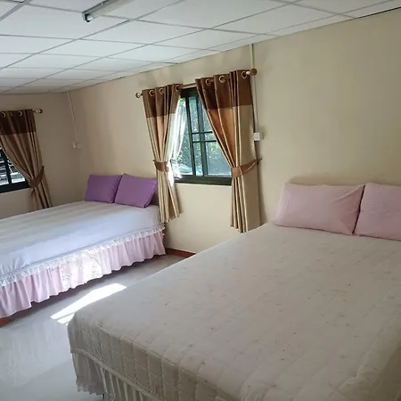 เฮือนน้ำน่าน House By The River Nan Uttaradit Exterior photo
