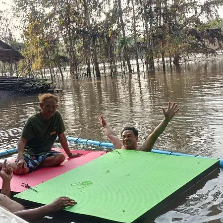 เฮือนน้ำน่าน House By The River Nan Uttaradit Exterior photo
