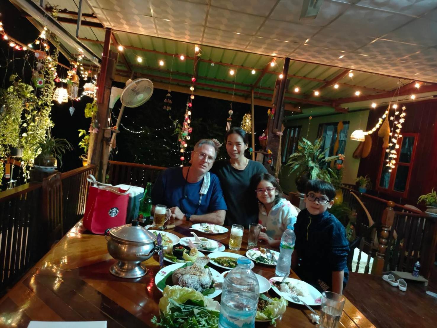 เฮือนน้ำน่าน House By The River Nan Homestay