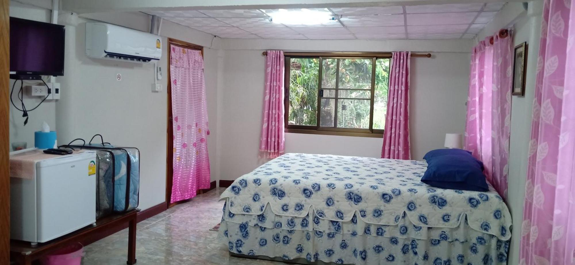 เฮือนน้ำน่าน House By The River Nan Homestay Uttaradit