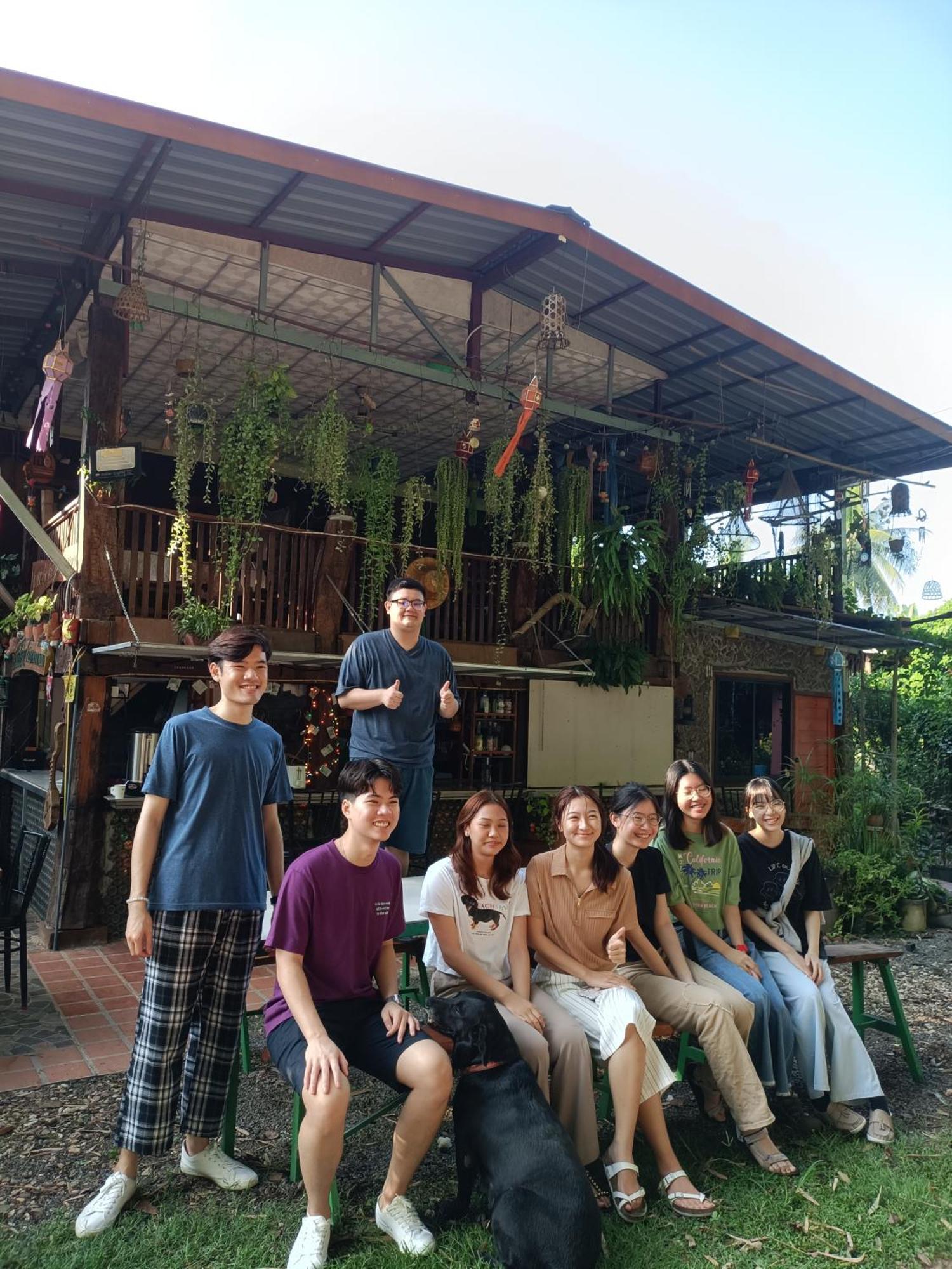 เฮือนน้ำน่าน House By The River Nan Homestay